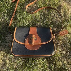 Vintage Coach Dakota Rider Bag 4200 Navy Leather Tan Trim Bag 90s Italy Rare